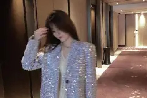 赵丽颖新恋情：吃瓜群众的狂欢与理性思考