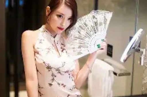 舔手指人体盛宴继关晓彤遭殃后千万网红再曝内娱“阴暗面”